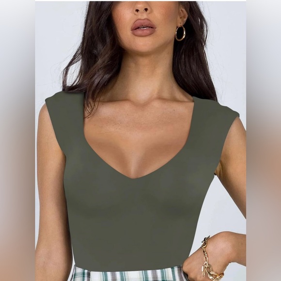 REORIA Women's Sexy Casual V Neck Double Lined Sleeveless Going Out Bodysuit - Picture 2 of 4